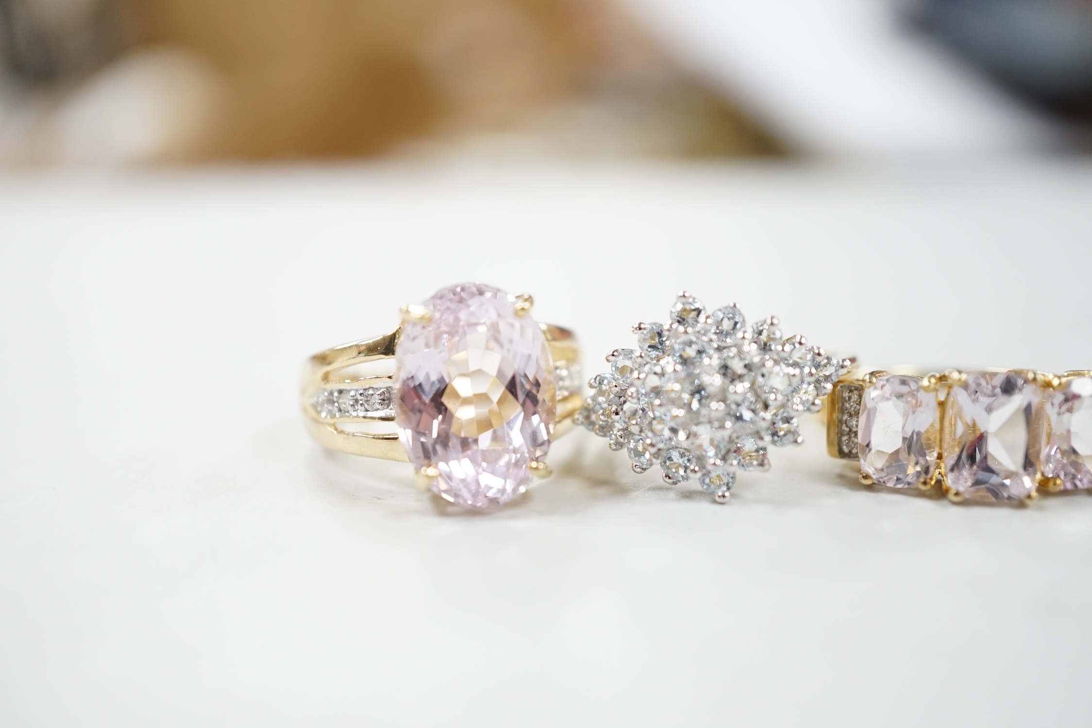 Five assorted modern 9ct gold and gen set rings, including kunzite and diamond, size N, gross 17.5 grams.